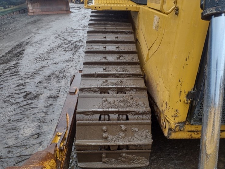 caterpillar-d6t-xl-image-40