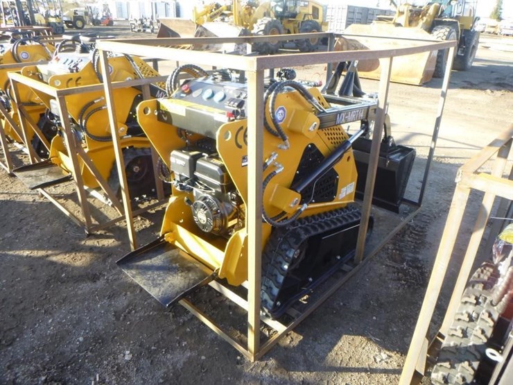 2025-agt-mx-mrt14-skid-steer-track-loader-image-3