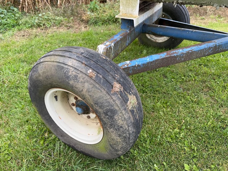 propane-tank-on-gear-image-8