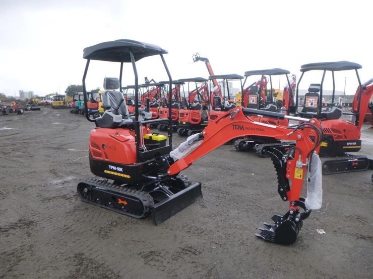 2025-tpm-18k-hydraulic-excavator-image-2