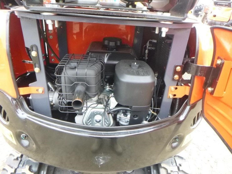 2025-tpm-16-hydraulic-excavator-image-23