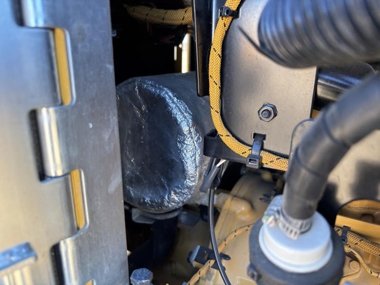 2021-caterpillar-302.7cr-image-51