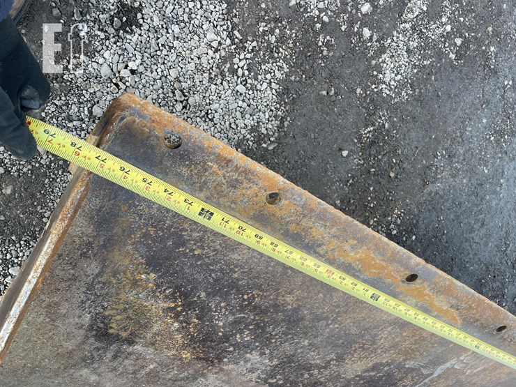 2006-deere-ct322-image-15