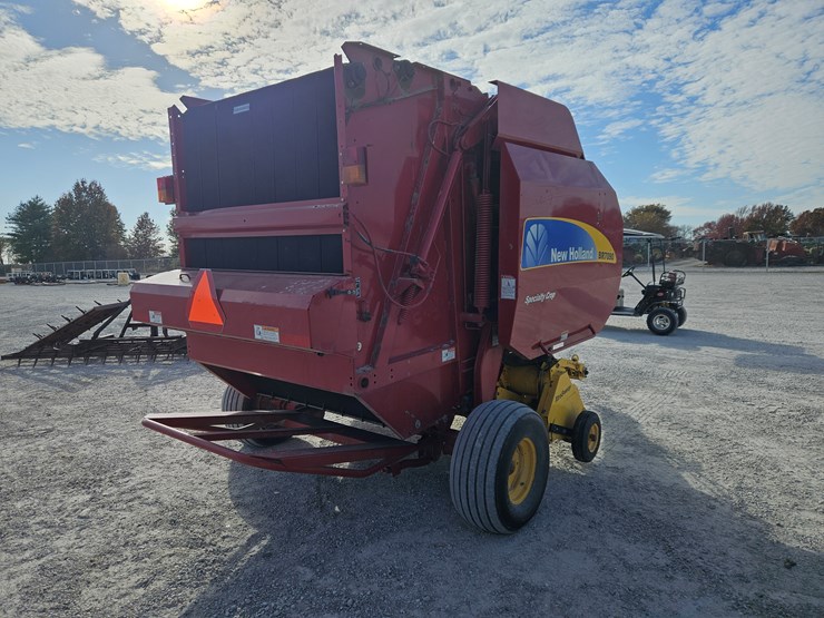 2012-new-holland-br7090-image-9