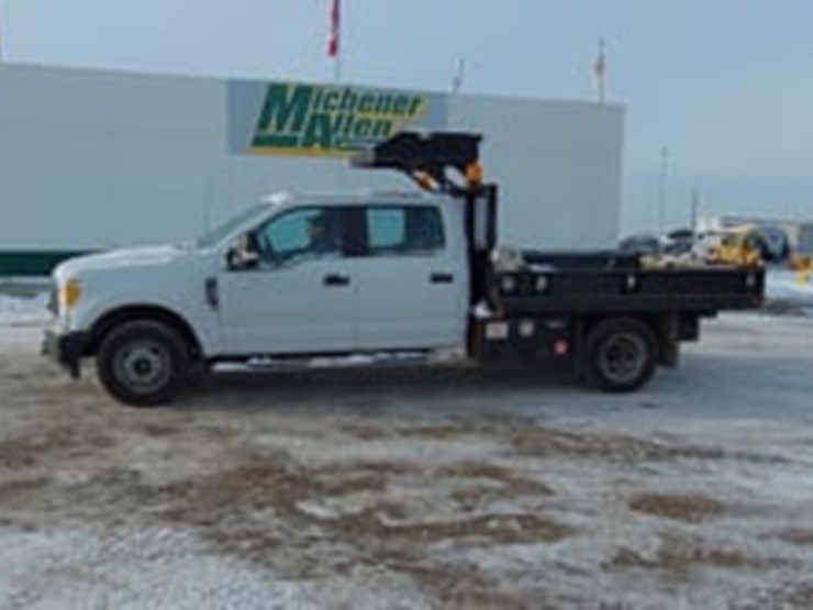 2017-ford-f350-image-3