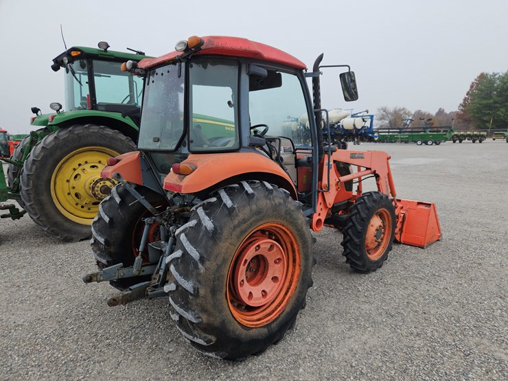 2008-kubota-m7040-image-9