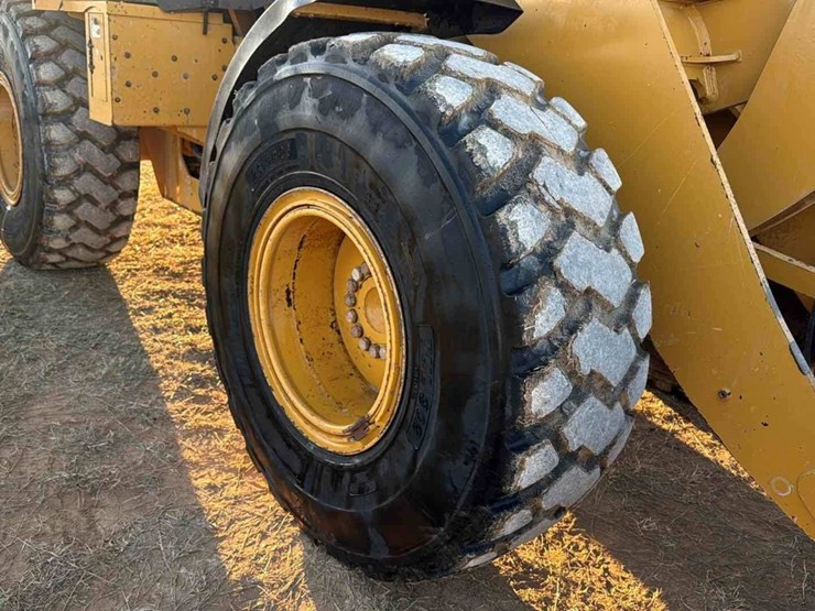 caterpillar-930m-image-17