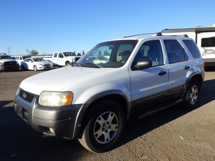 2003-ford-escape-image-1