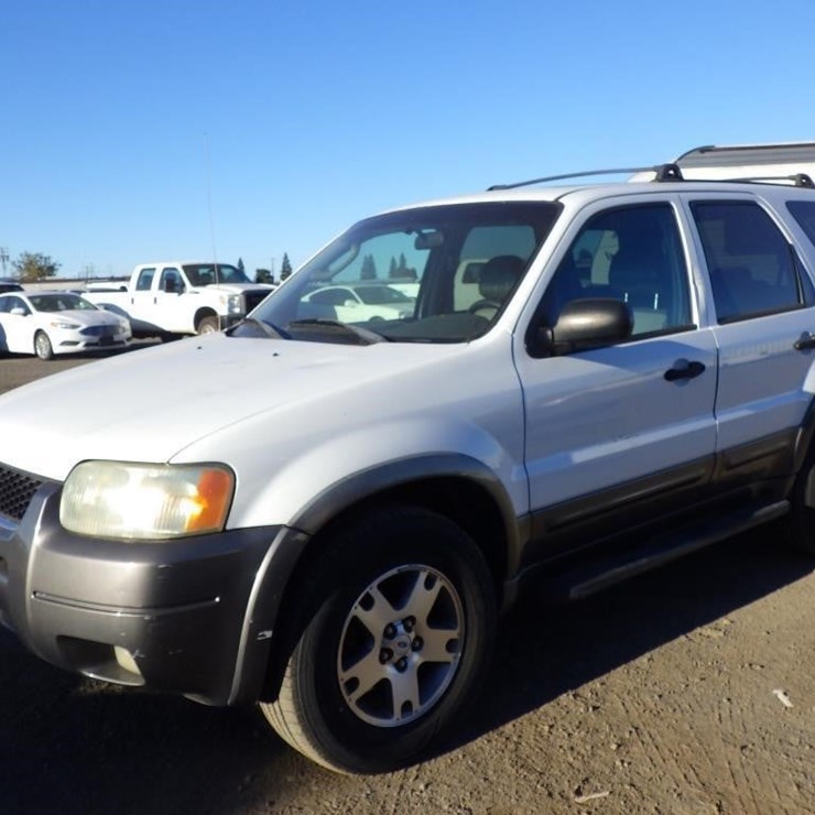 2003 FORD ESCAPE
