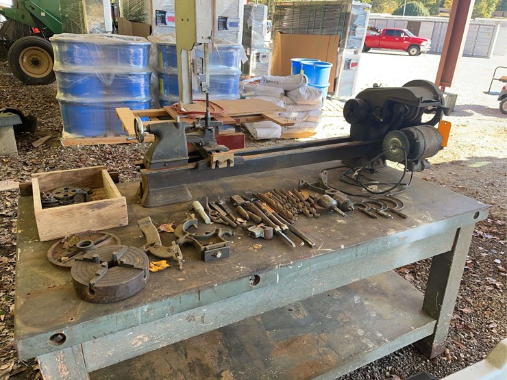 bench-top-lathe-on-table-110-volt-image-2