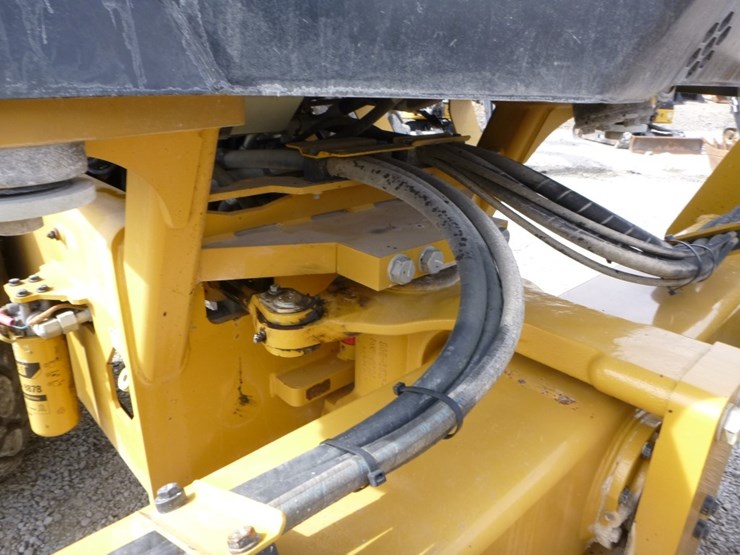 caterpillar-cs10gc-image-22