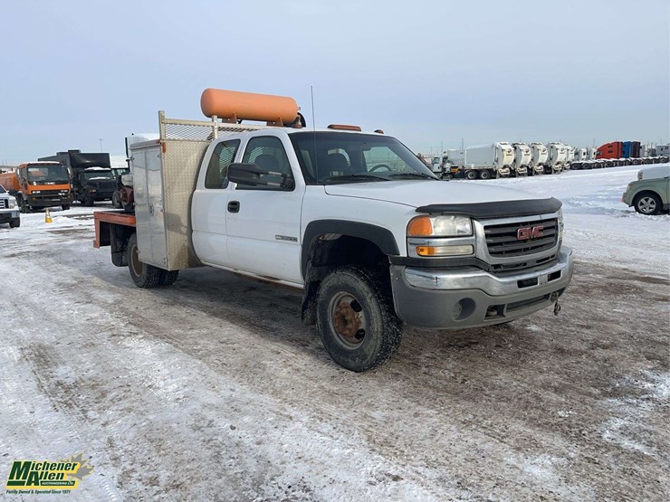 2005-gmc-sierra-3500-image-7