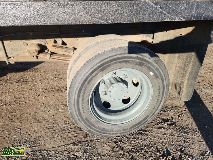 2004-hino-fb1817-image-9