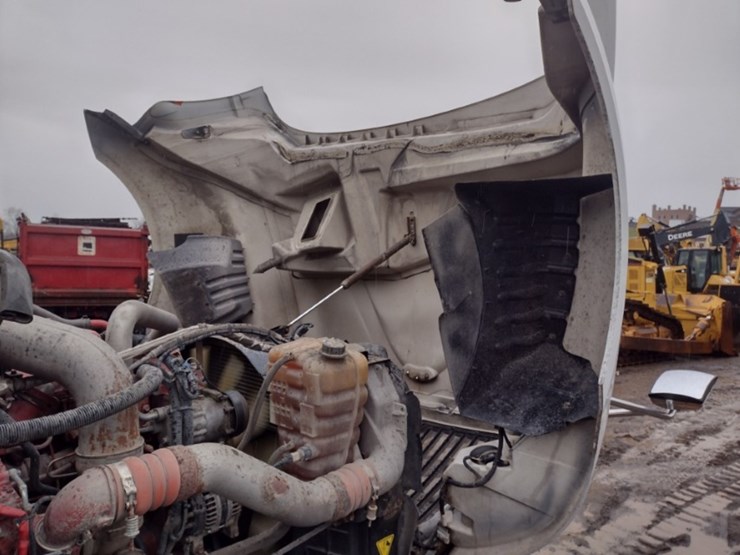 international-16-image-17