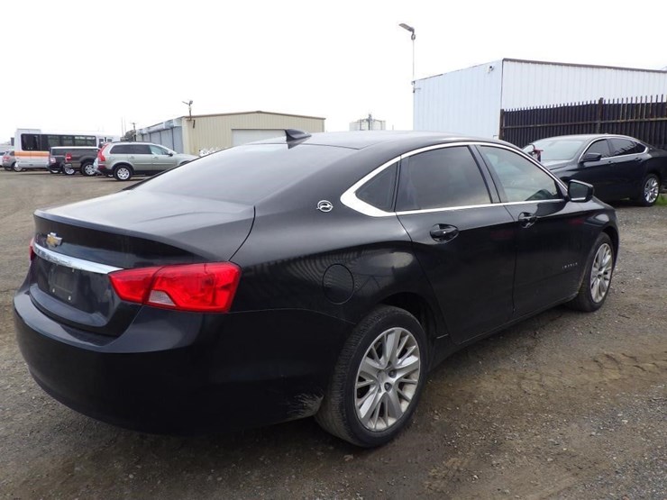 2018-chevrolet-impala-sedan-image-3