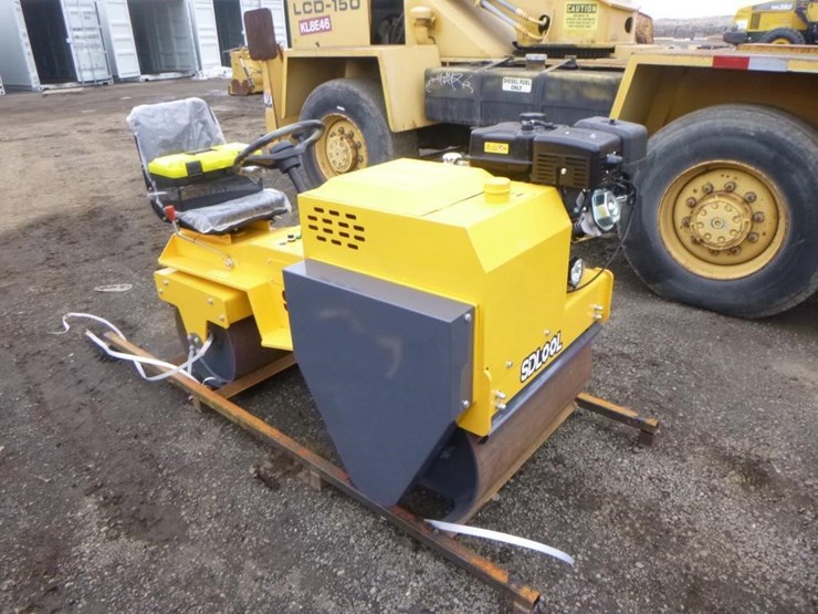 sdlool-sl850-tandem-vibratory-roller-image-2