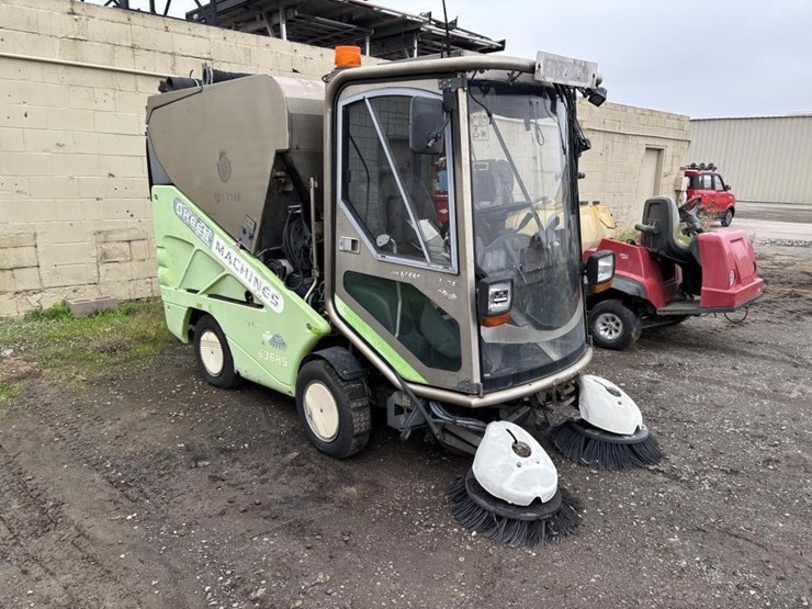 applied-sweepers-636hs-image-2