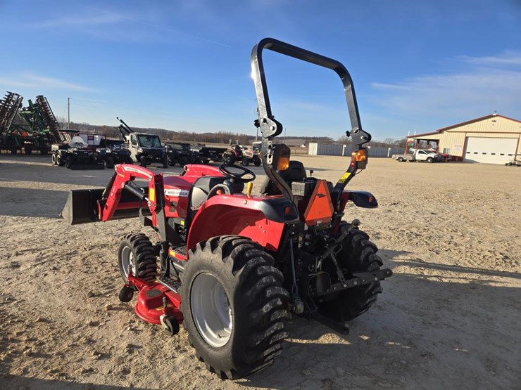 2021-massey-ferguson-1840m-image-10