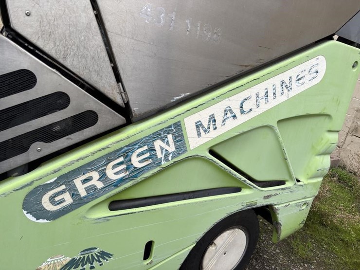 applied-sweepers-636hs-image-25