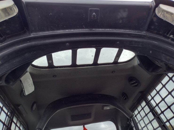 bobcat-t870-image-14