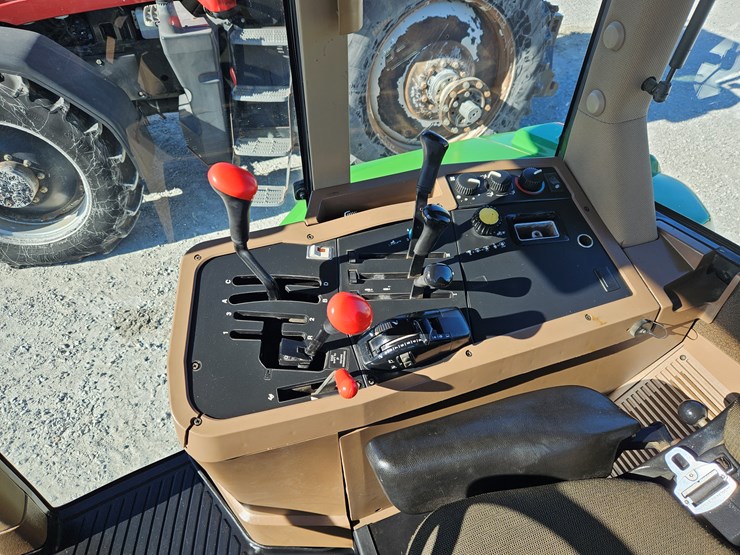 1996-john-deere-7200-image-8