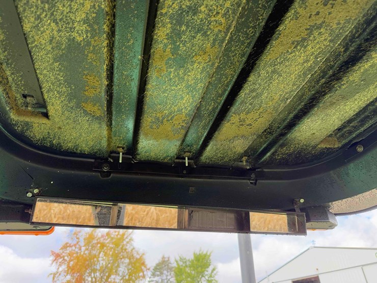 john-deere-6320l-image-32