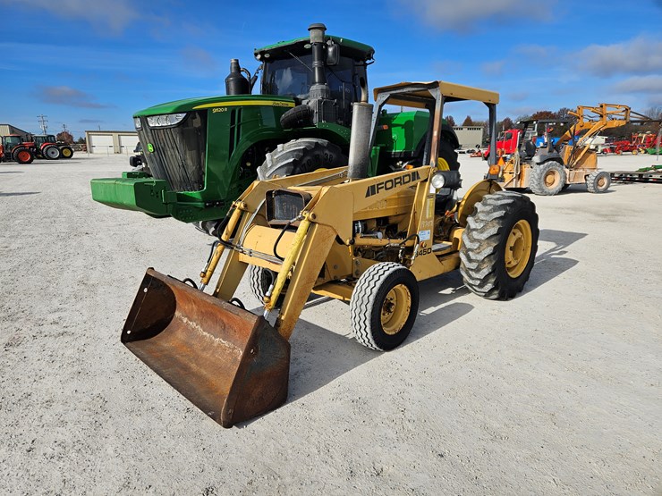 1996-ford-345d-image-1