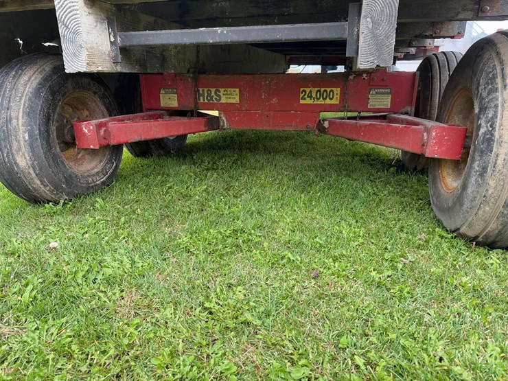 15’-h&s-tandem-forage-wagon-image-7