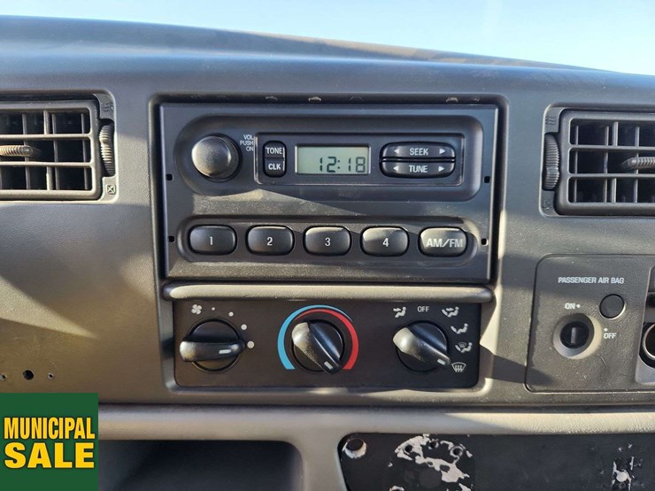 2004-ford-f450-image-13