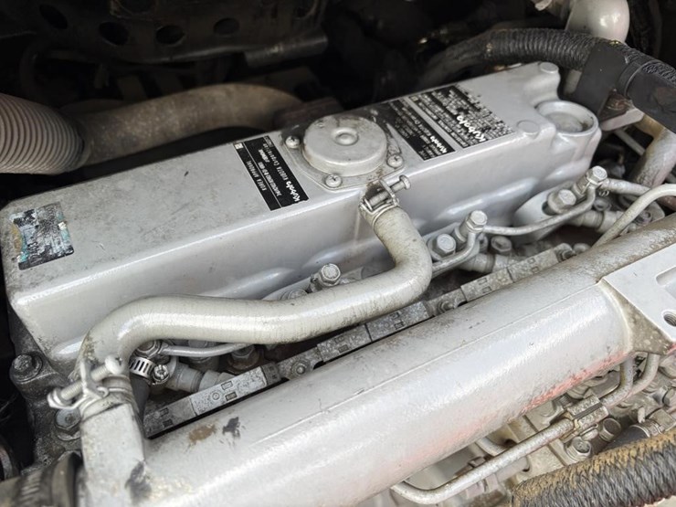 2012-bobcat-s175-image-37