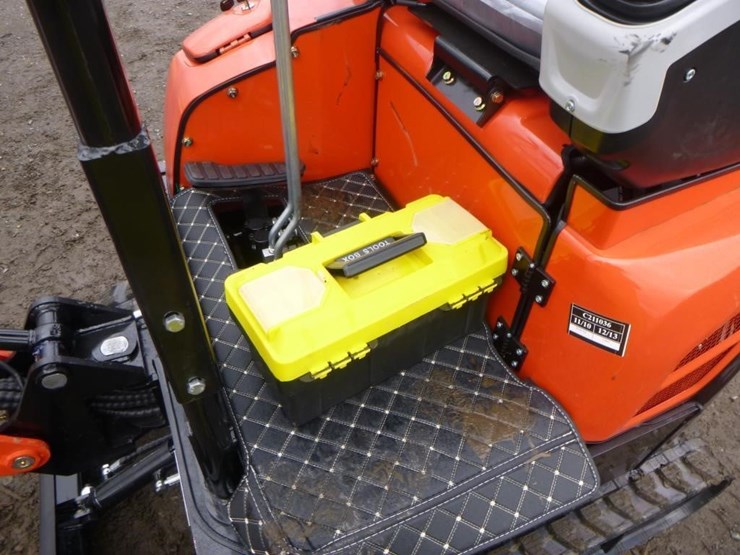 2025-tpm-18k-hydraulic-excavator-image-21