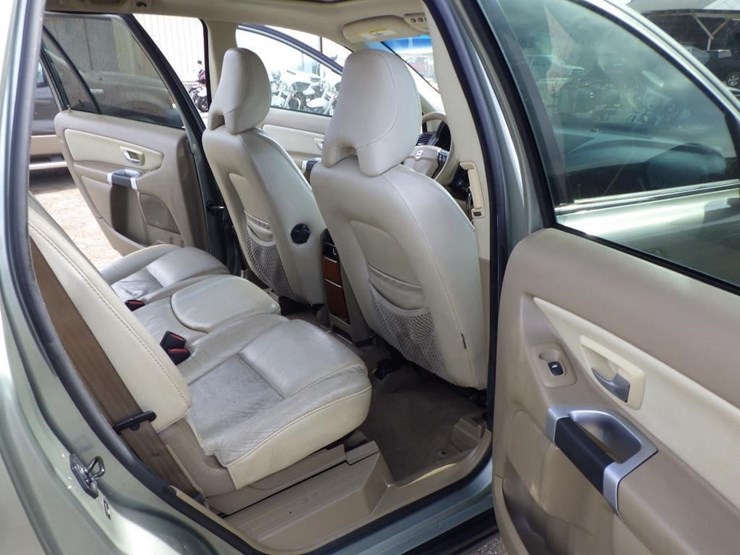 2008-volvo-xc90-image-8