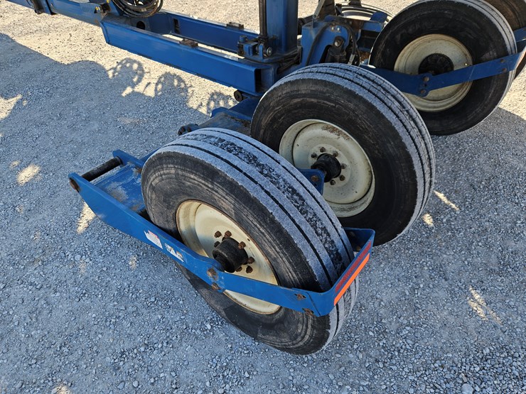 2012-kinze-3660-image-6