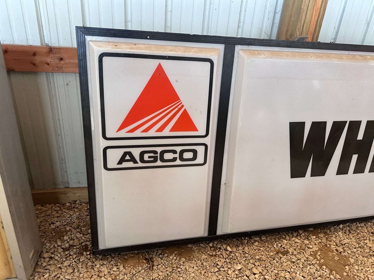 agco-white-lighted-double-sided-bubble-sign-image-10