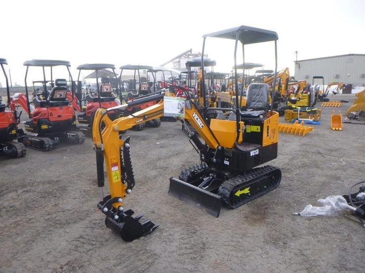 2025-vicsec-vc13-hydraulic-excavator-image-1