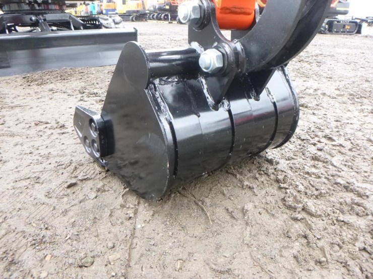 2025-tpm-18k-hydraulic-excavator-image-10