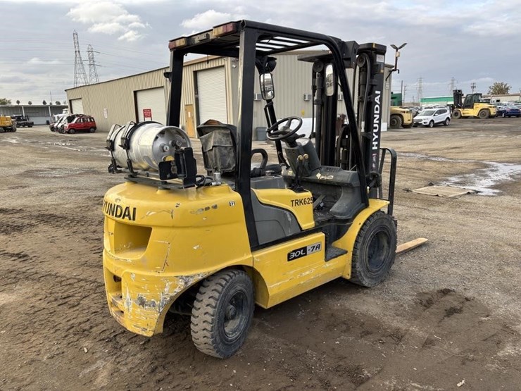 hyundai-30l-7a-image-3