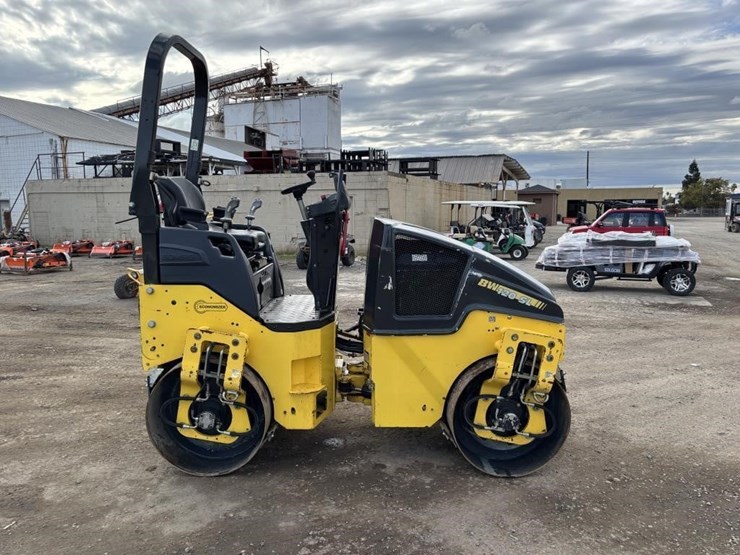 2017-bomag-bw120-image-7