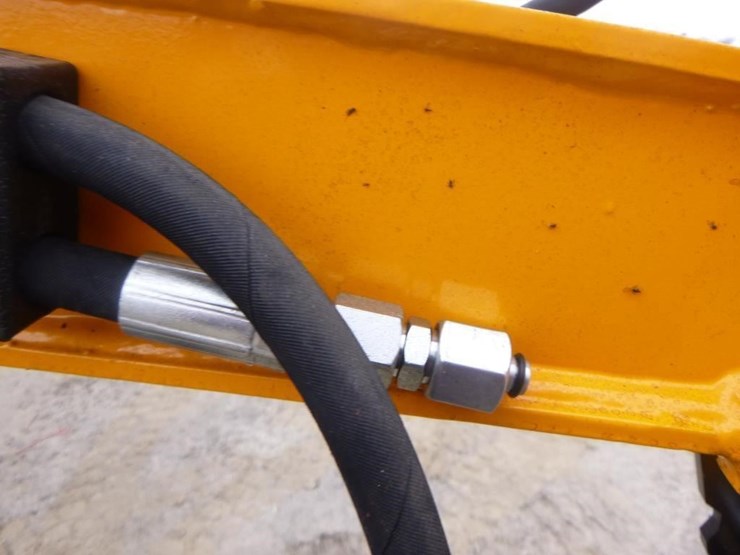 2025-vicsec-vc15-hydraulic-excavator-image-13