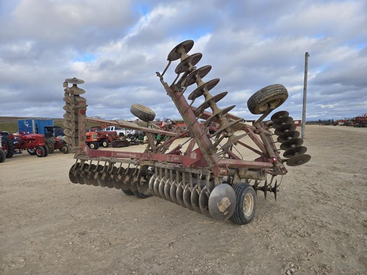 international-490-image-7