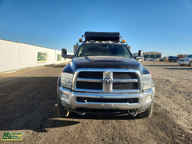 2014-ram-5500-slt-image-9