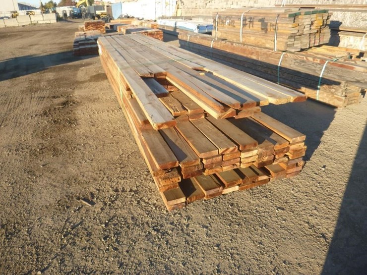 2"x6"x16'-20'-rough-cut-redwood-(qty128)-image-1