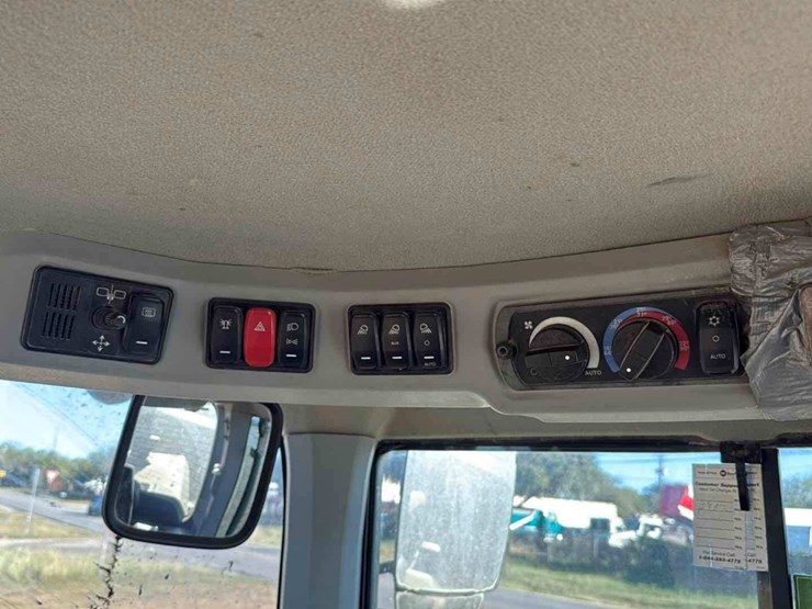 caterpillar-930m-image-23