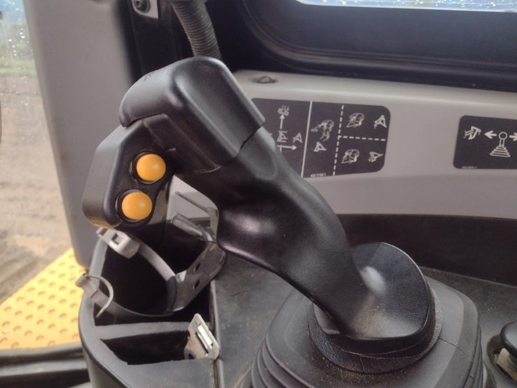 caterpillar-d6t-xl-image-10