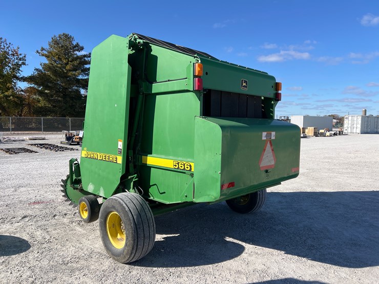 john-deere-566-image-6