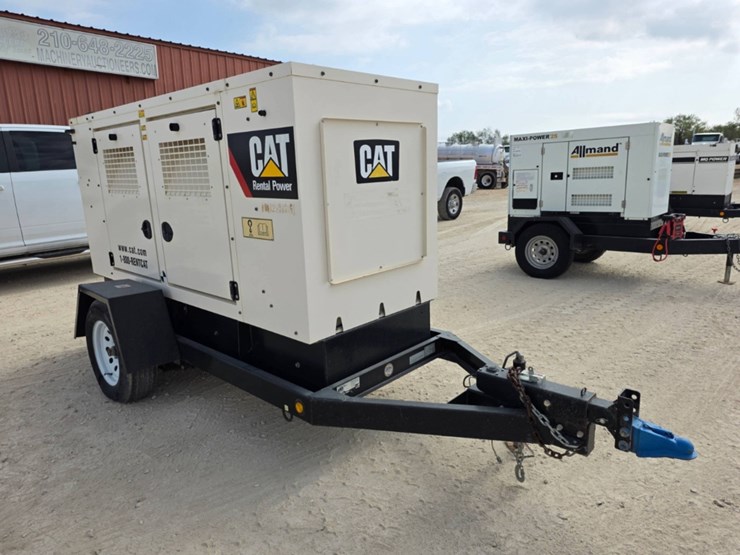 2019-caterpillar-xq60-image-2