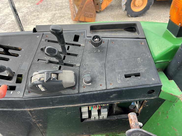 john-deere-6400-image-18