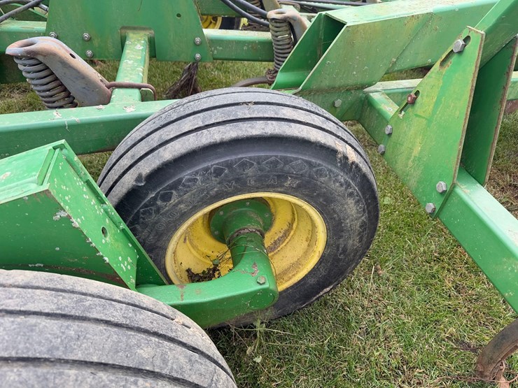 john-deere-726-image-16