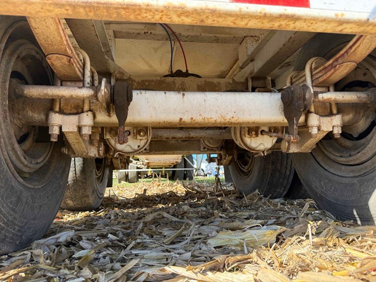 agri-trader-hopper-bottom-image-13