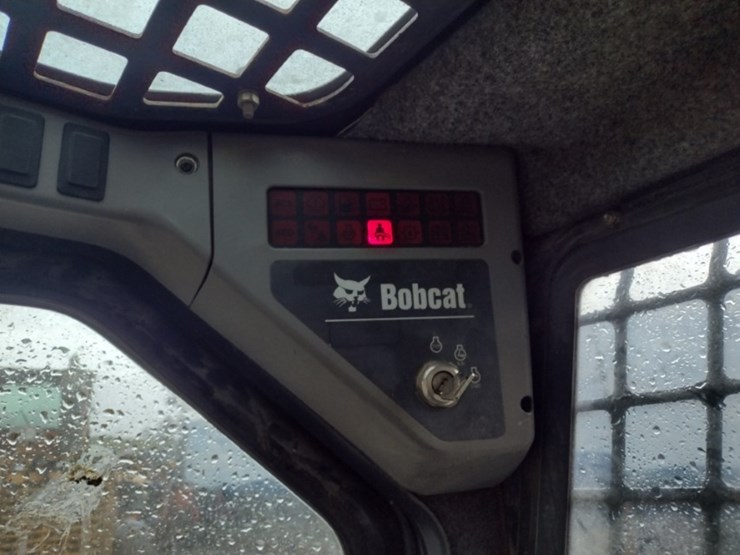 bobcat-s300-image-8